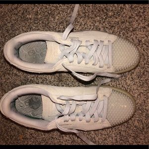 puma grey women’s sneakers